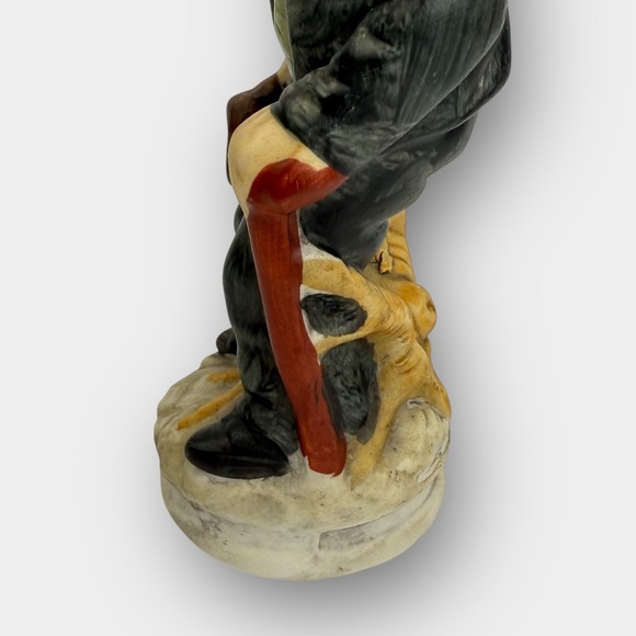 Vintage Ceramic Figurine Man with Bowler Hat Briefcase & Cane - Picture 9 of 12